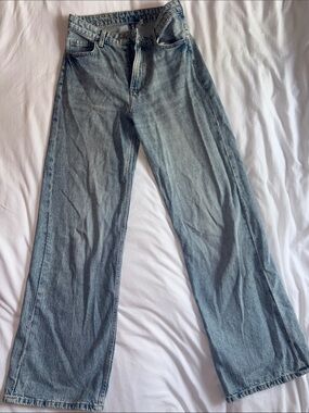 H&M Divided Faded Blue Denim Jeans